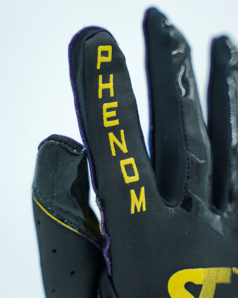 Skeemteam "Phenom" Football Gloves